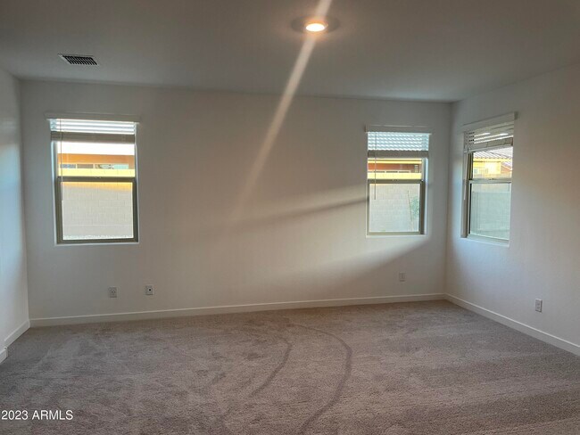 Photo - 16562 W Questa Dr