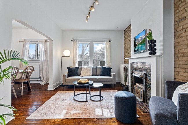 Building Photo - 23 Parkside Dr Unit SI ID1512082P