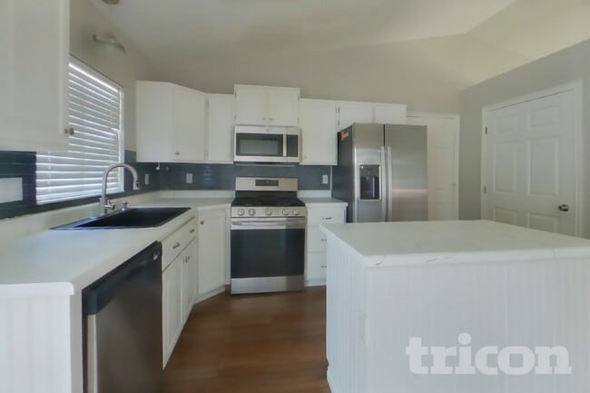 Photo - 5845 S 4025 W
