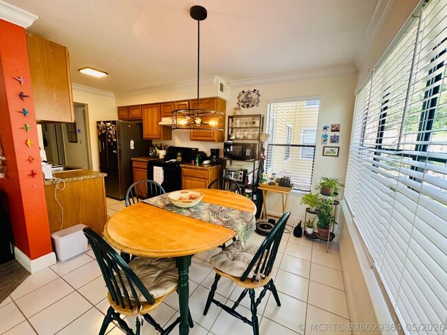 225 S Tropical Trail Unit 306