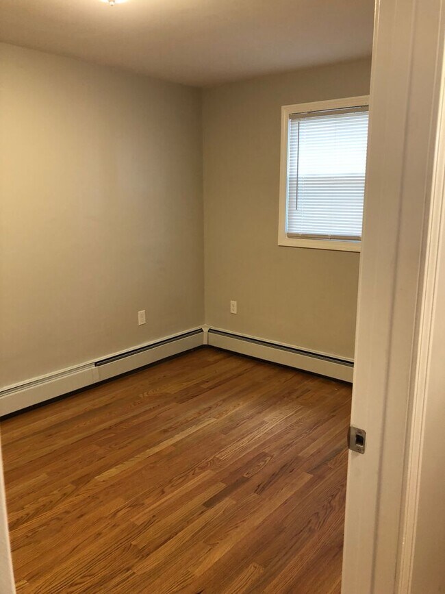 Photo - 295 Huxley Ave Unit #2