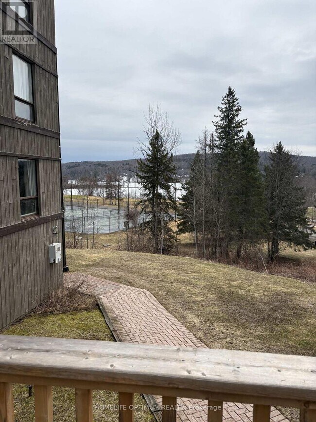 Photo - 51 Deerhurst Dr Unit 106