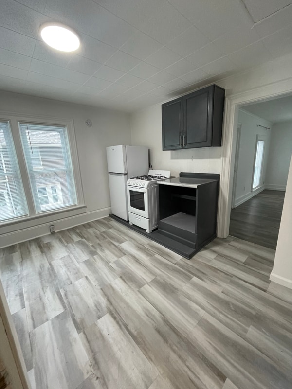 Photo - 219 N Davison St Unit 221 N. Davison st. Apt. 3, Davison MI 48423