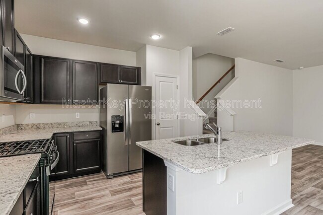 Photo - 1102 Carpenter Falls Ave