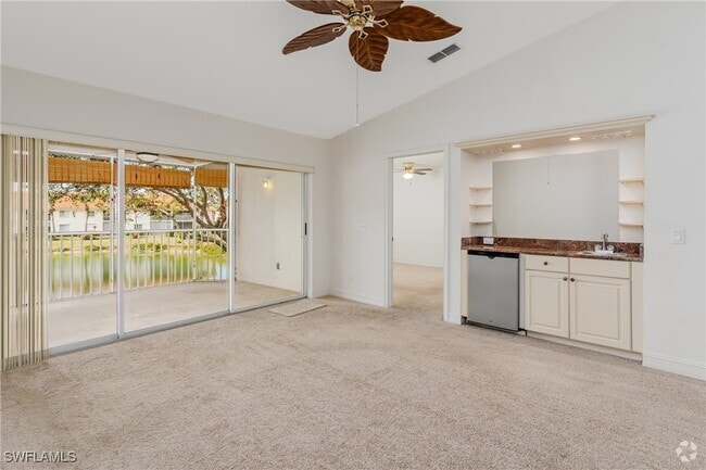 Building Photo - 655 Luisa Ln Unit 4 Rental