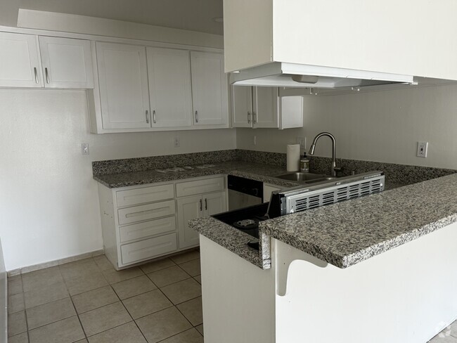 Building Photo - 2574 N Bourbon St Unit 2574 N. Bourbon Rental