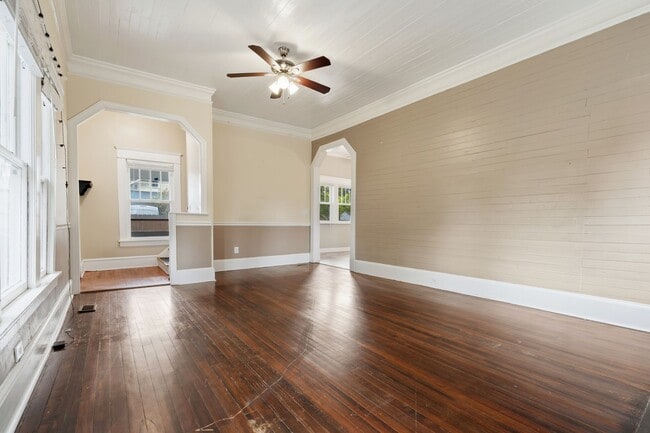 Photo - Updated historic Craftsman minutes from downtown and Duke!