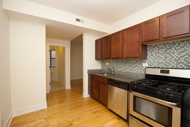 Photo - 2147 N Fremont St Unit N4