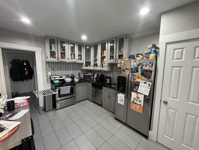 Photo - 33 Hamilton Park Unit B