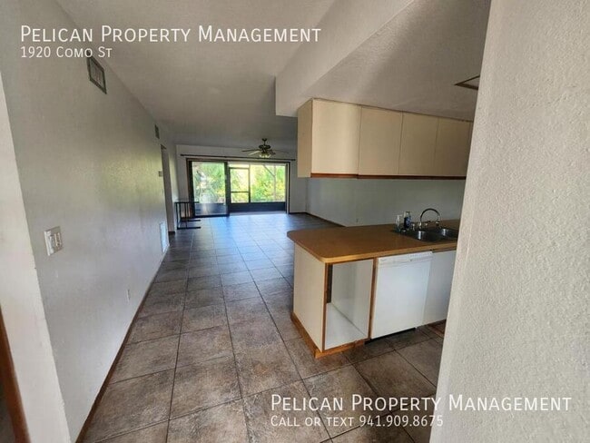 Photo - 1920 Como St