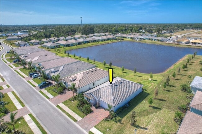 Photo - 437 Tamarindo Ln