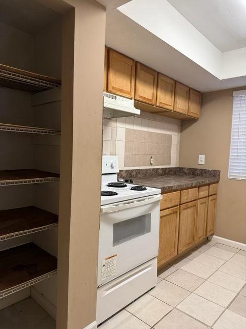 Photo - 930 Pine Oak Trail