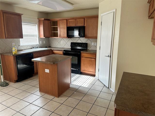 Photo - 708 River Run Dr