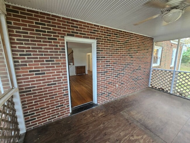 Photo - 3 bedroom home in Petersburg