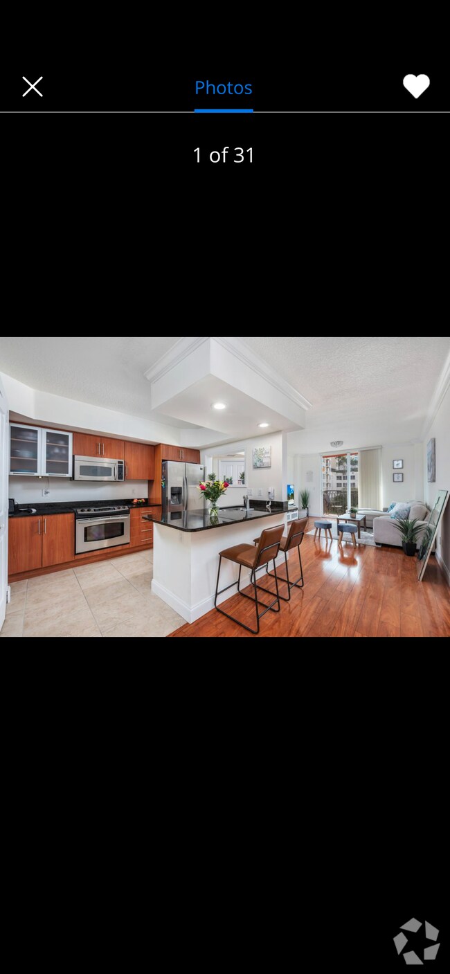 Building Photo - 600 S Dixie Hwy Unit 527 Rental