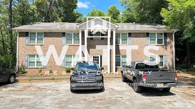Building Photo - 2 Bed / 2 Bath Apartment For Rent Unit 101