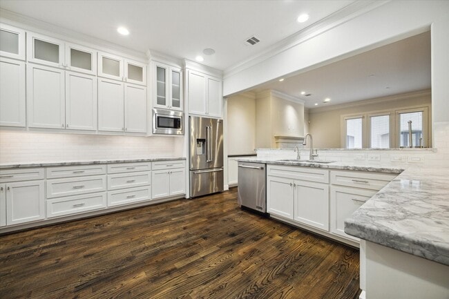 Photo - 6008 Potomac Park Dr