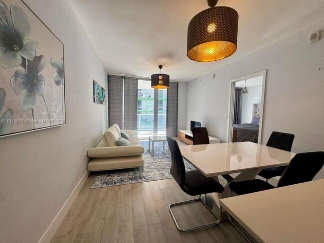 Photo - 488 NE 18th St Unit 3208