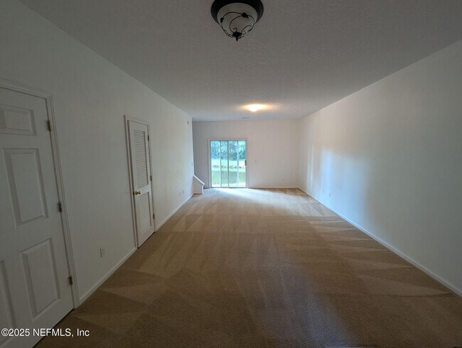 Photo - 546 Scrub Jay Dr