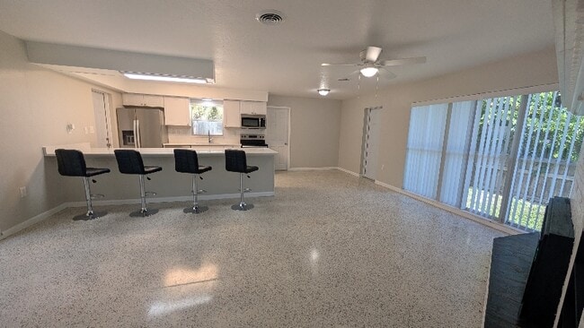 Photo - 64 Knollwood Dr