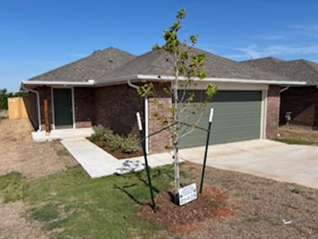Building Photo - Beautiful New Home!