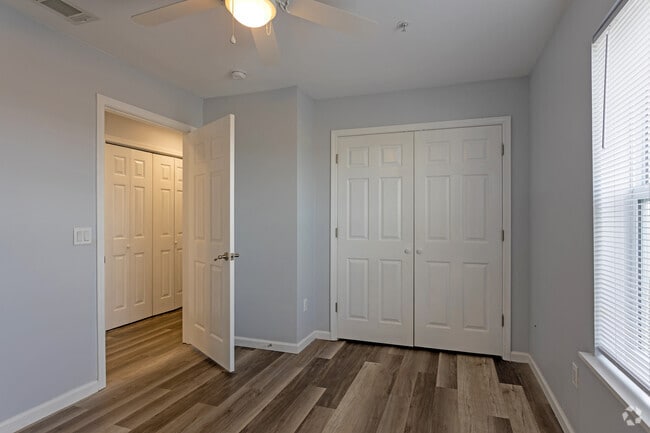 3BR, 2BA - 1294SF, Bedroom 3