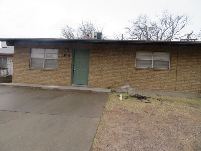 Clean 3 Bedroom 2 Bath Home For Rent - Clean 3 Bedroom 2 Bath Home For Rent