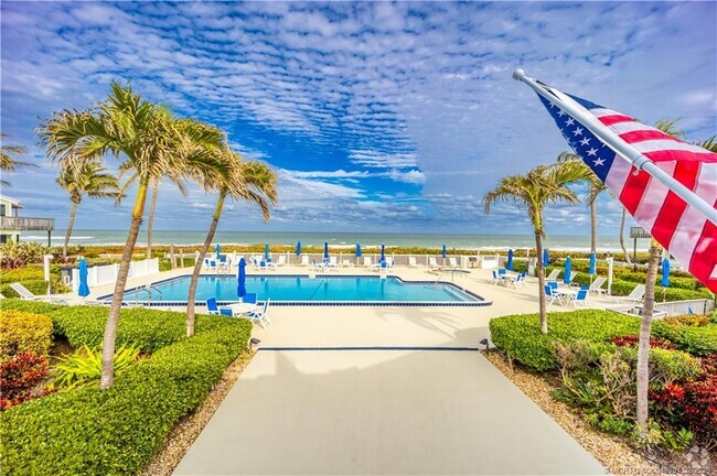 Building Photo - 2355 NE Ocean Blvd Unit 19B Rental
