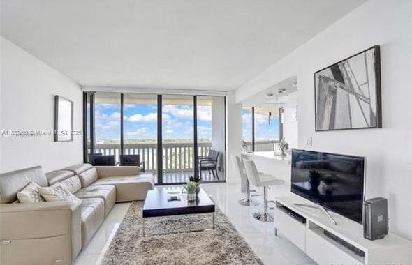 Photo - 1000 E Island Blvd Unit 1911