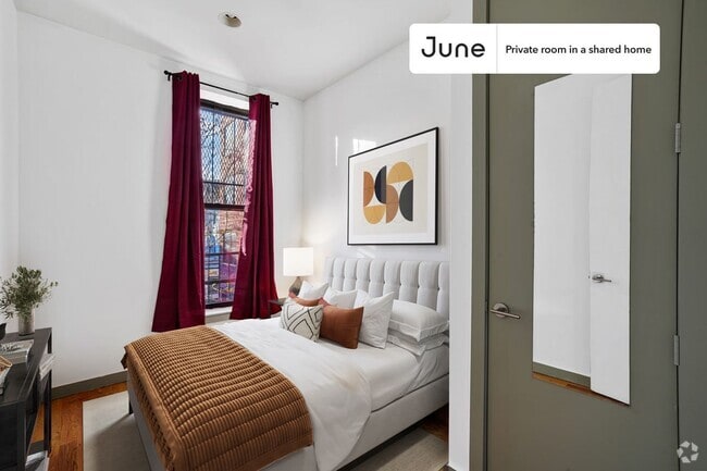 Building Photo - Private bedroom in 4 bed/1.5 bath Home Unit D