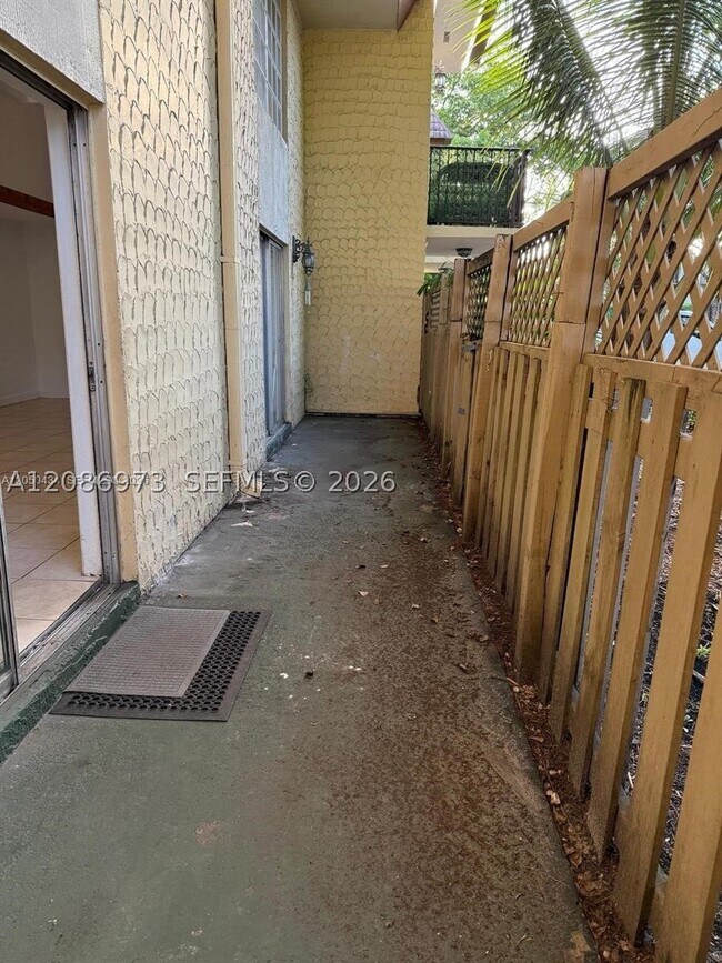 Photo - 8600 SW 109th Ave Unit 4-112