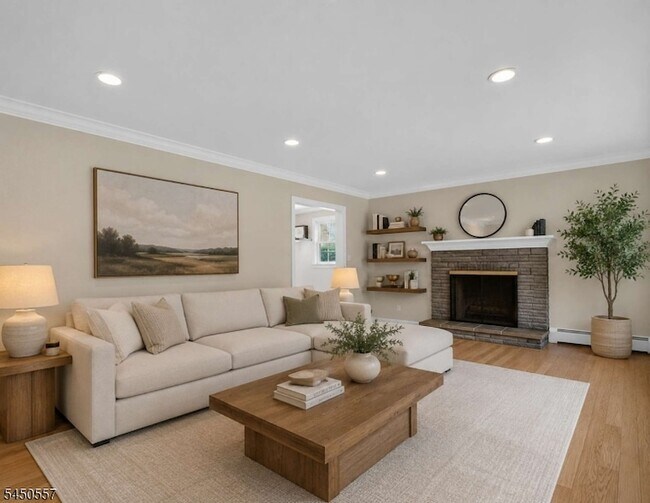 663 Mountain Ave