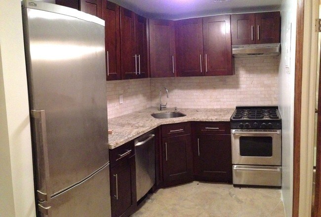 Cocina - 308 West 77th Street