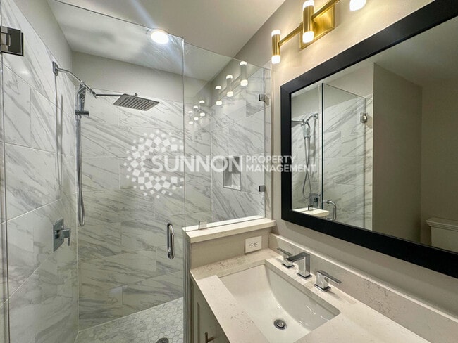 Photo - Modern 3-Story Townhome in the Heart of Plaza-Midwood - Walk to Everyt