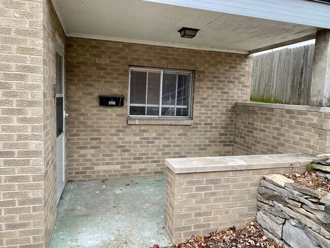 Photo - Quaint One Bedroom Apartment Unit 521