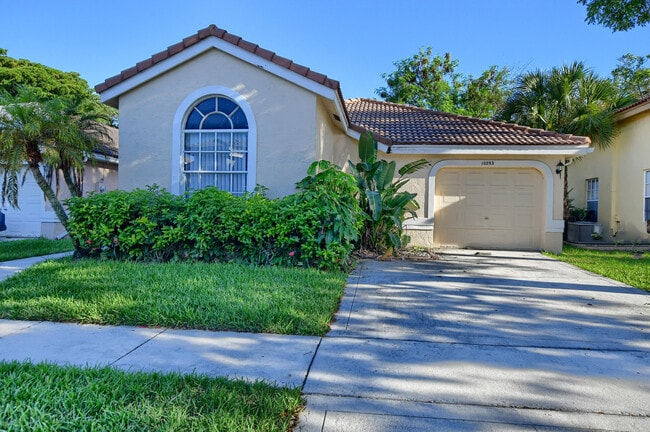 Photo - 10253 Serene Meadow Dr N