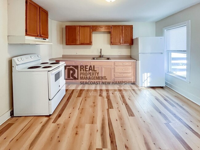 Building Photo - 29 Park St Unit 31a