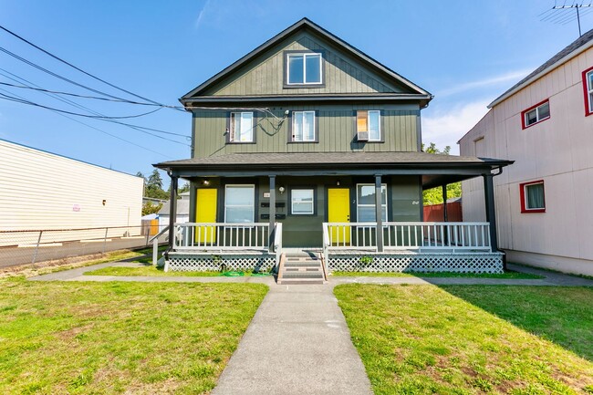 Building Photo - 5413 S Puget Sound Ave Unit 2 Rental