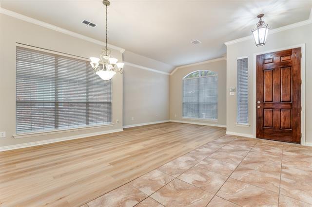 Photo - 6723 Lee Meadow Dr