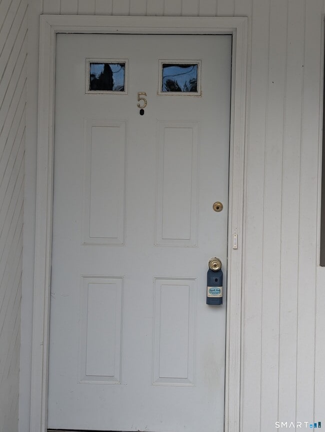 266 Main Ave Unit 5