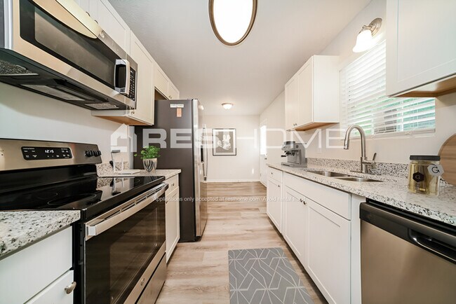 Photo - 2670 Woodward Rd