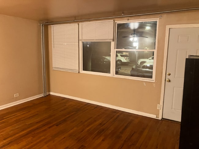 Photo - 2040 W Hood Ave Unit Apt 2