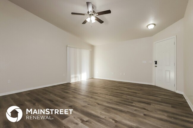 Photo - 5035 Belmont Park Ln