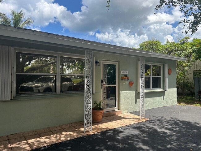 Building Photo - 824 Prosperity Farms Rd Rental