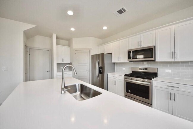 Photo - 1825 Bonham Ln