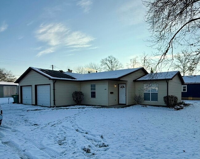 Building Photo - 837/839-839 Harlan St