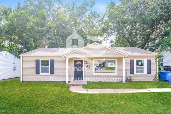 Building Photo - 9749 Dennis Dr