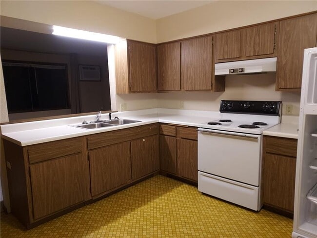 Photo - 150 Wayne St Unit 7