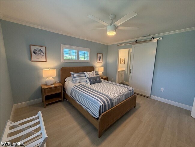 Building Photo - 3002 Sandpiper Bay Cir Unit A306