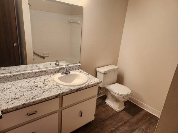 Willow Creek Apartments